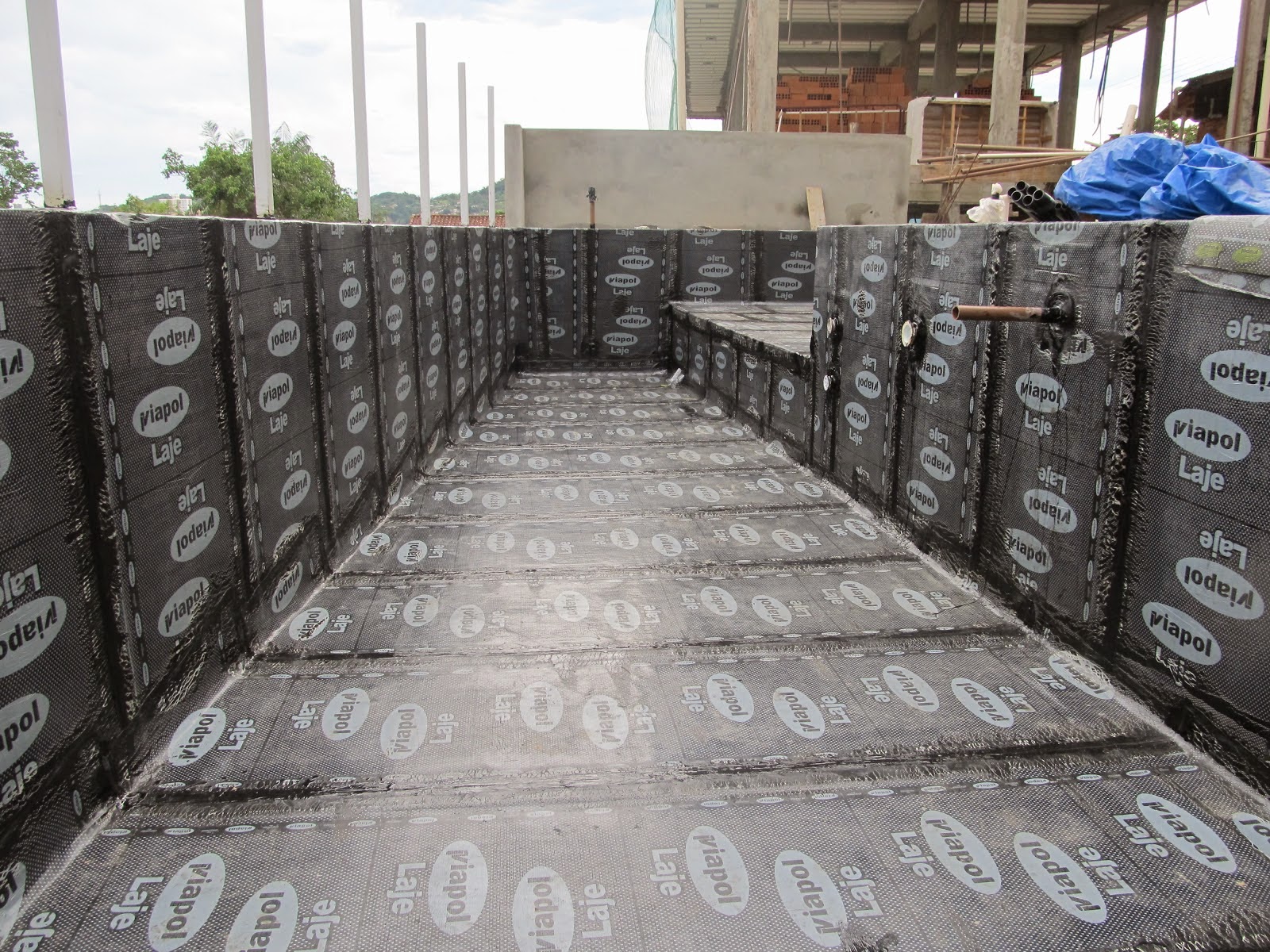 impermeabilização-de-piscinas-com-manta-asfáltica